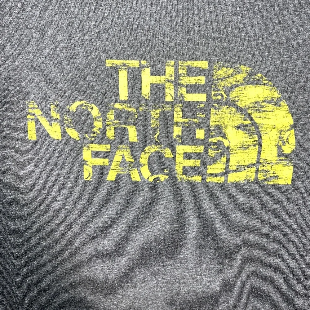 The North Face Men's Size XL Gray Short Sleeve Tee T-Shirt Yellow Faded‎ Logo